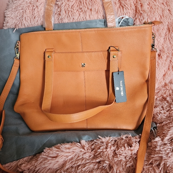 Ora Delphine Handbags - New! Ora Delphine Purse(Leather)